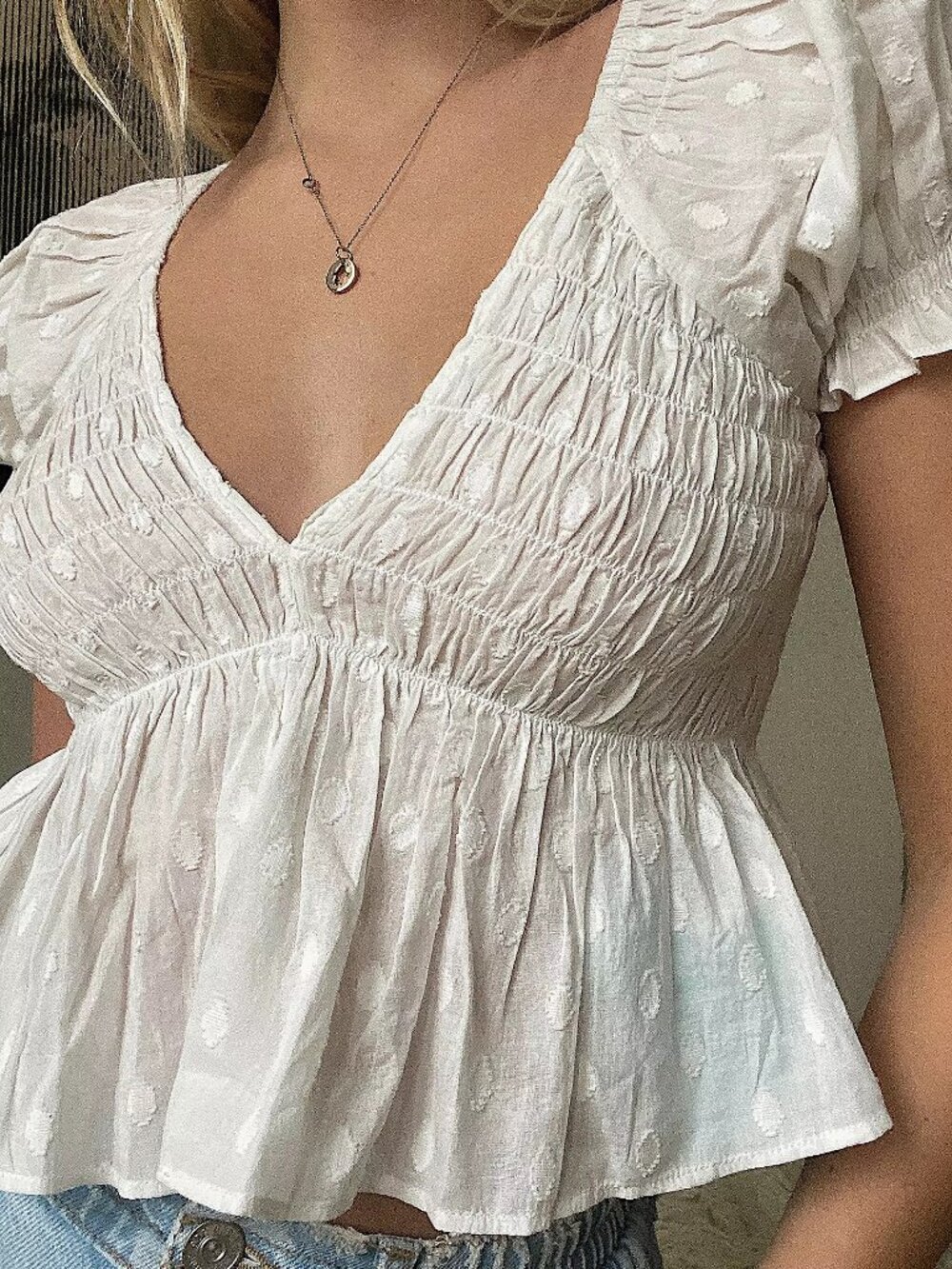 Urban Outfitters White Izzy Smocked Puff Sleeve Crop Top Blouse - Large